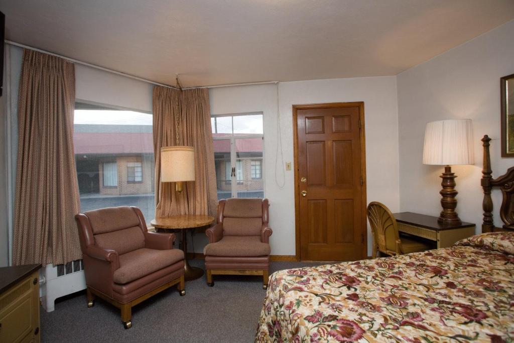 Stagecoach Motel Colorado Springs Phòng bức ảnh